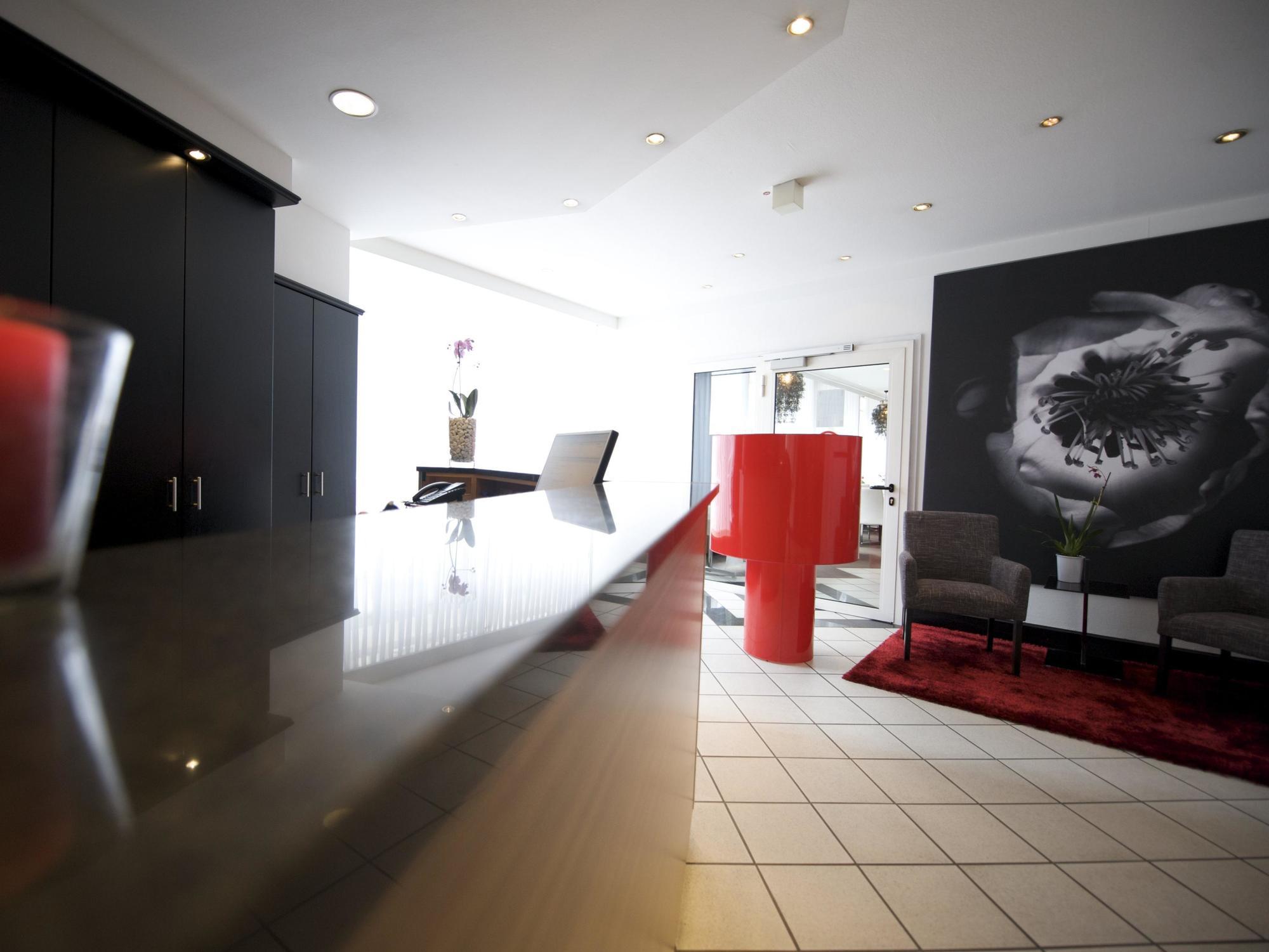 Max Brown Hotel Midtown, Part Of Sircle Collection Düsseldorf Exteriör bild