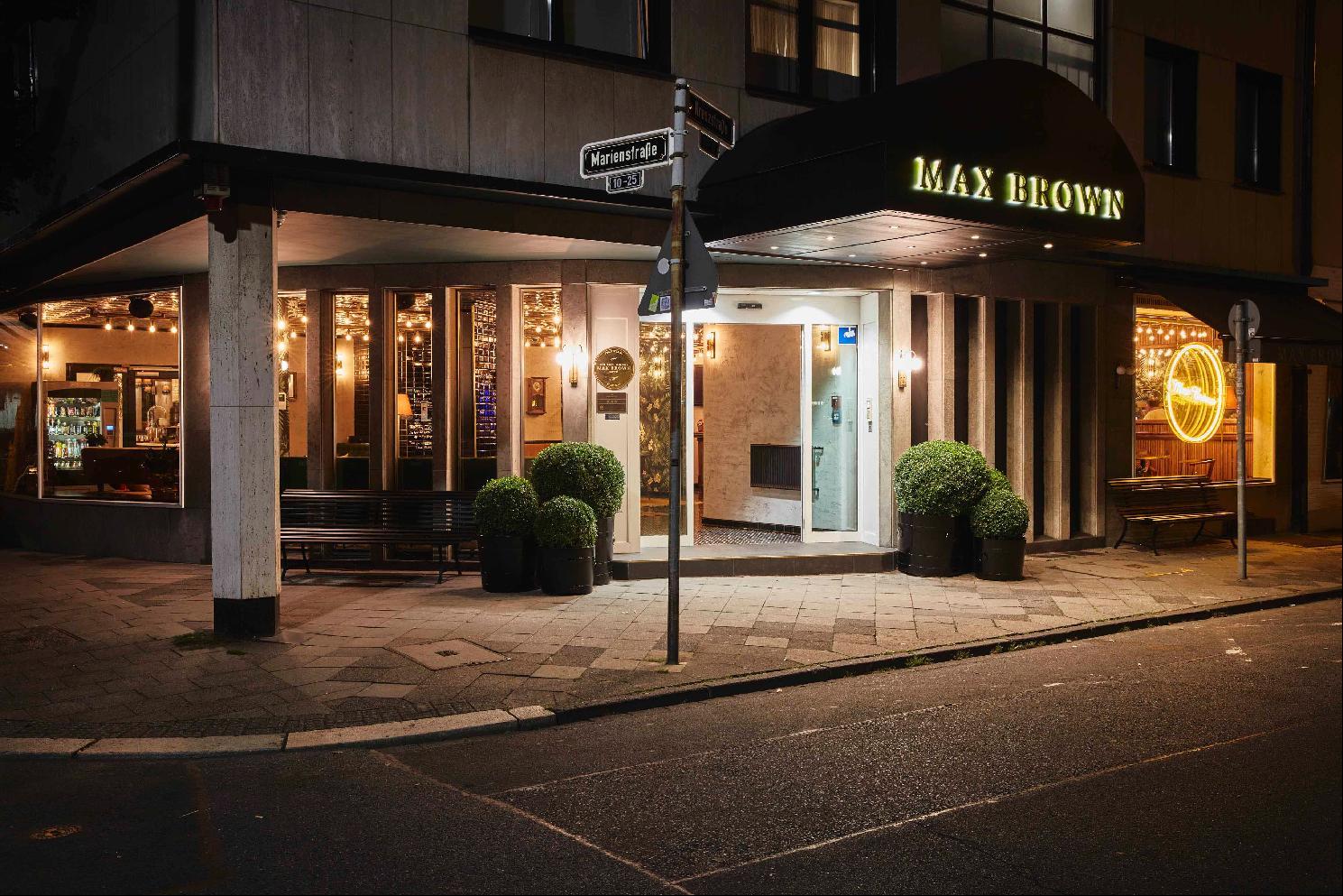 Max Brown Hotel Midtown, Part Of Sircle Collection Düsseldorf Exteriör bild